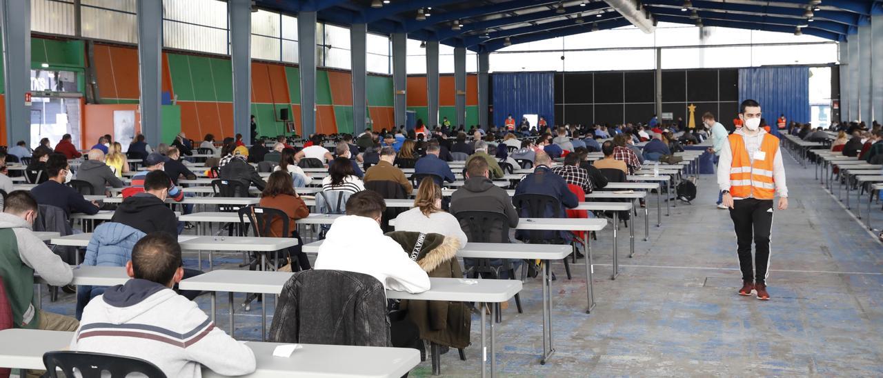 Aspirantes a la oposición de la empresa municipal de aguas de Gijón