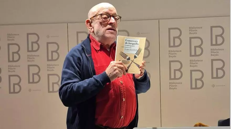 Jaume Fàbrega fa un elogi dels esmorzars de forquilla descrits com els àpats de la felicitat
