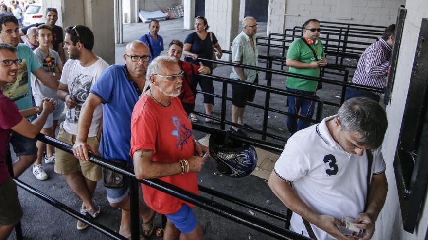 5.000 entradas vendidas para el Hércules-Elche del miércoles