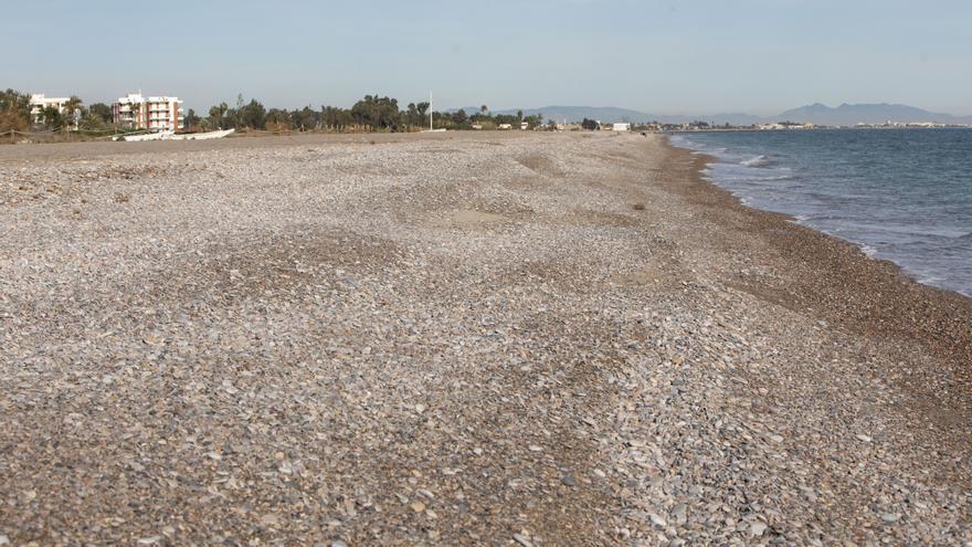 La denuncia a Costas por los efectos en Sagunt de los espigones de Almenara toma forma