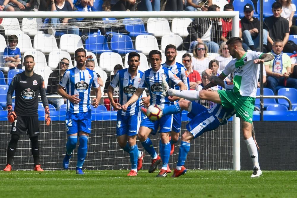 El Dépor cae ante el Extremadura en Riazor