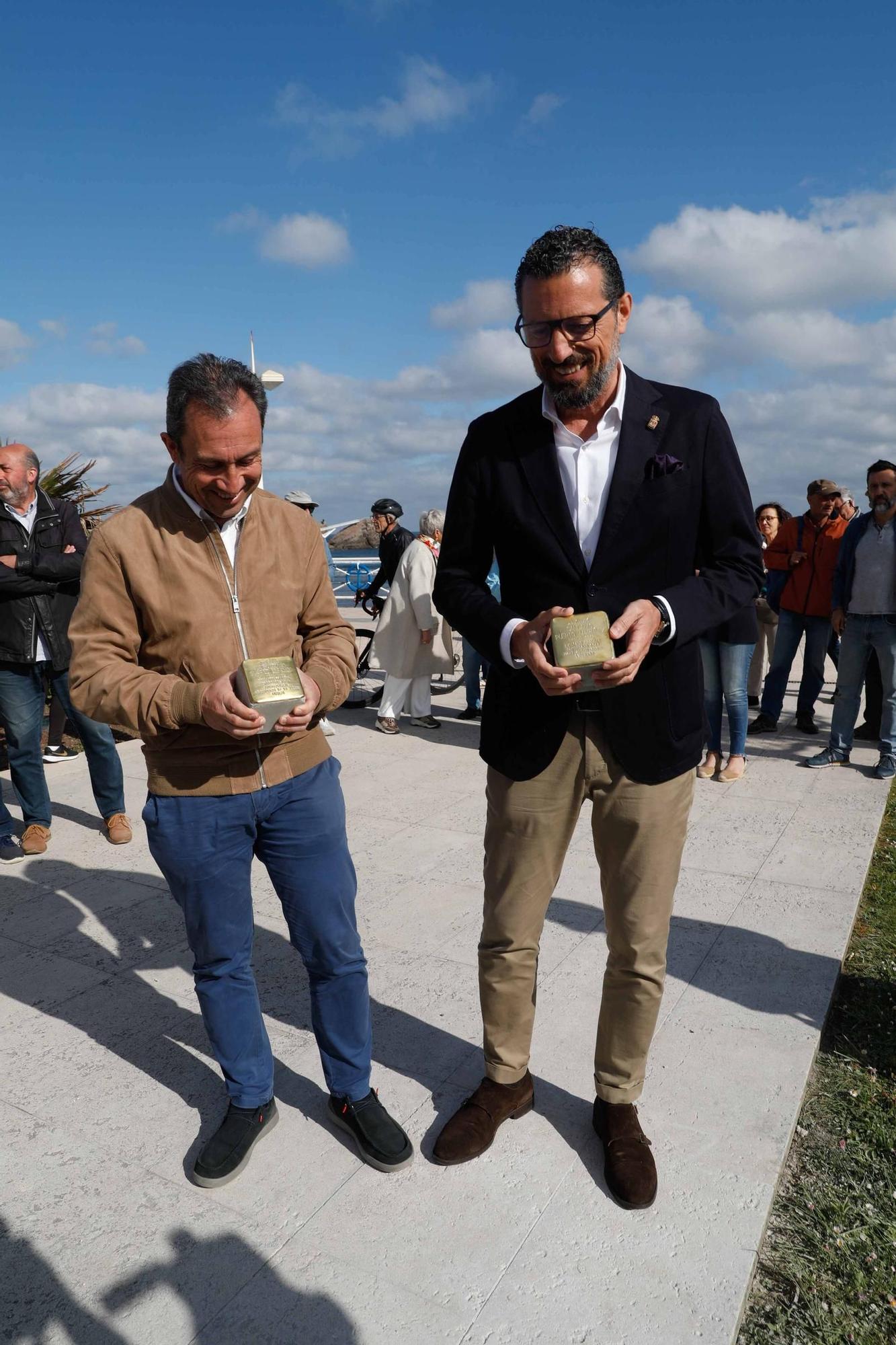 EN IMÁGENES: Así ha sido el homenaje a los cinco castrillonenses represaliados por el nazismo realizado en Salinas