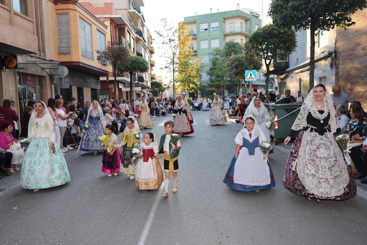 Fotogalería I Almassora se vuelca en el traslado y la ofrenda a su patrona, Santa Quitèria