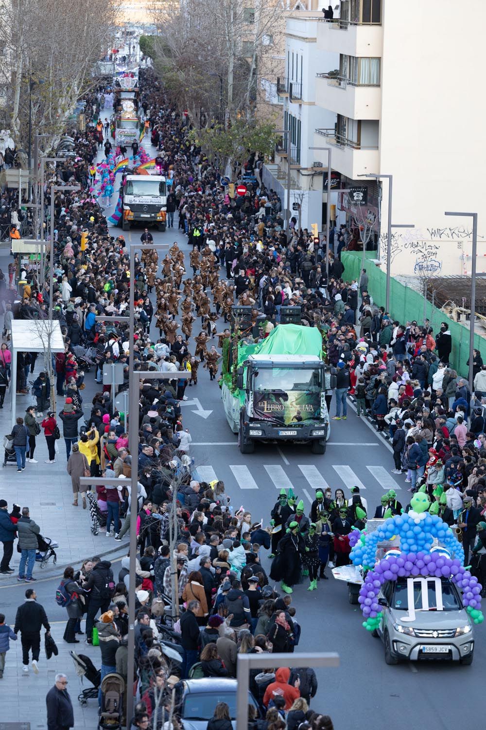 Mira aquí todas las imágenes de la rúa de Carnaval de Ibiza