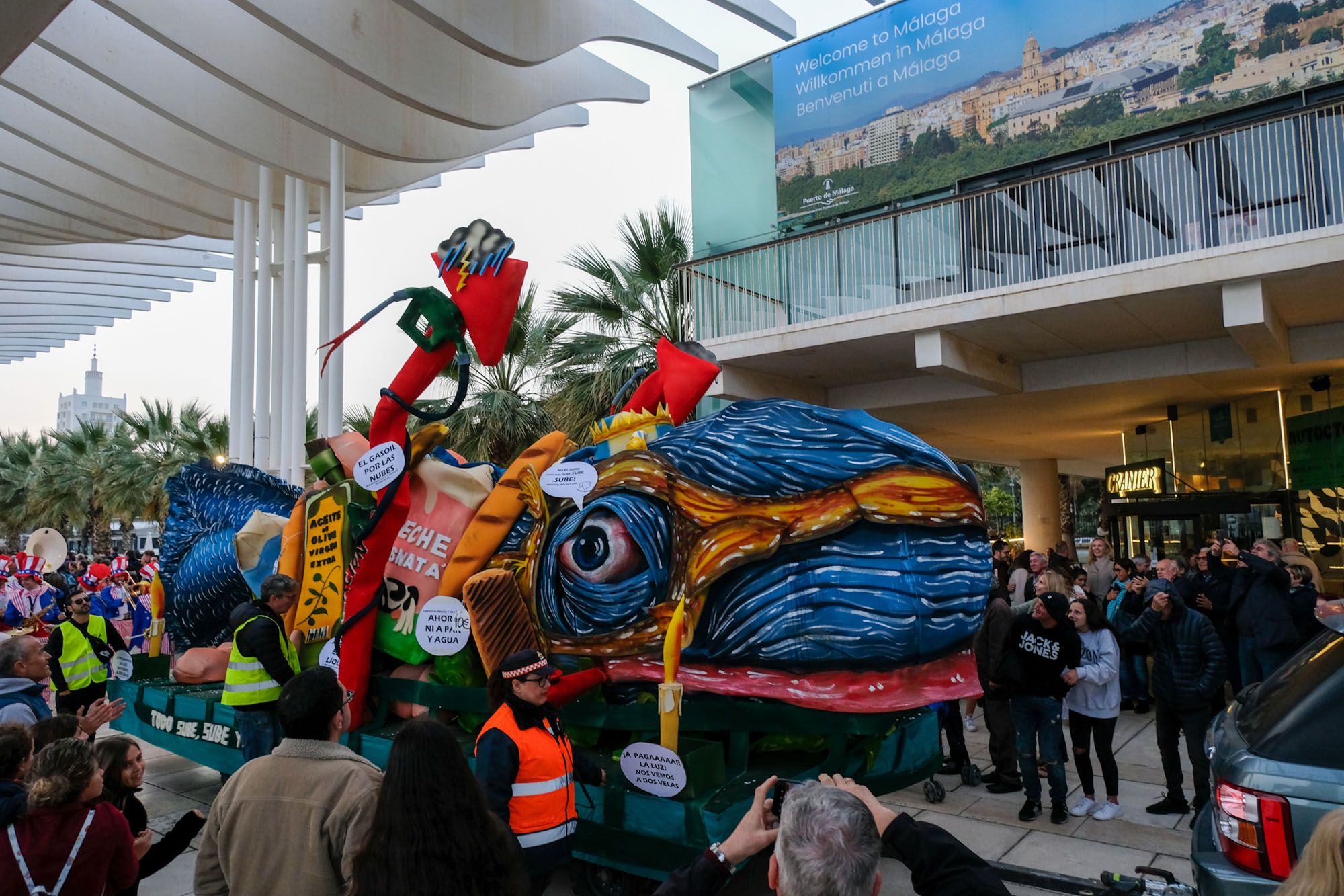 El Entierro del Boquerón del Carnaval de Málaga 2023, en imágenes