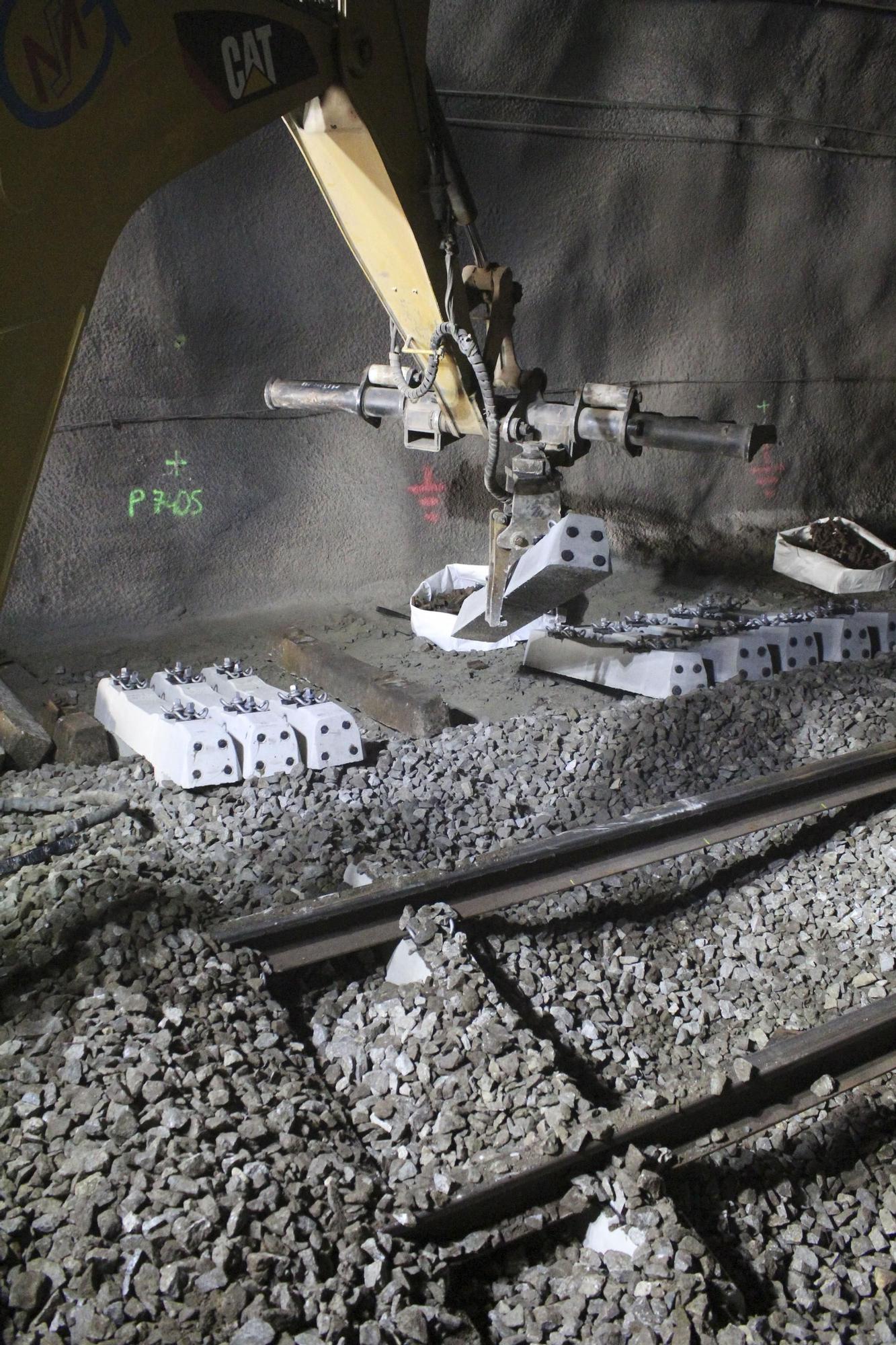 Un tram en obres de la línea de Ferrocarrils a Manresa, per l'adaptació als efectes del canvi climàtic