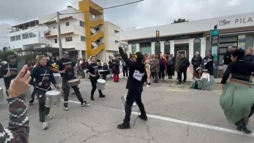 Mira aquí el vídeo de la rúa de Carnaval de Sant Joan