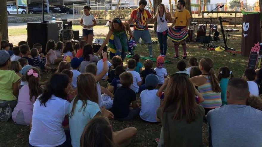 Música para cerrar el aula lúdica en Abegondo