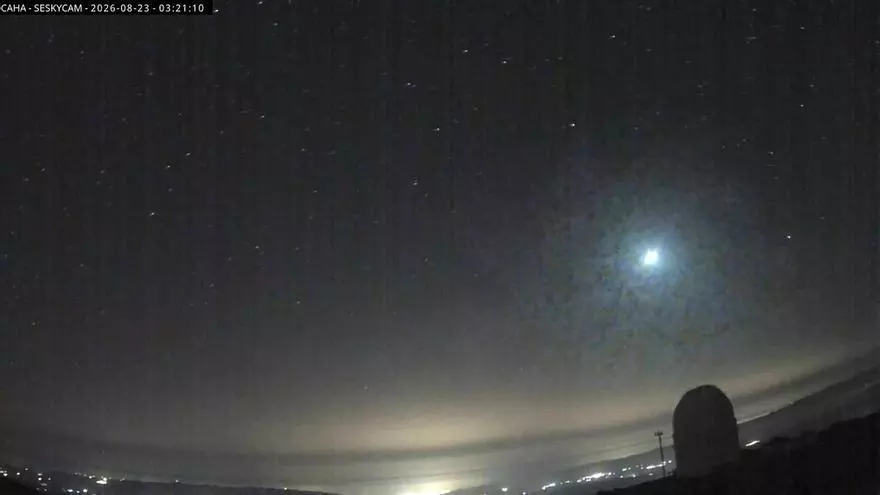 Vídeo | El observatorio de Calar Alto registra una bola de fuego atravesando el cielo de Andalucía