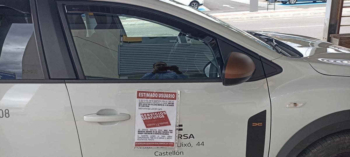 Los taxis de la provincia han ofrecido servicios gratuitos durante dos horas este sábado.