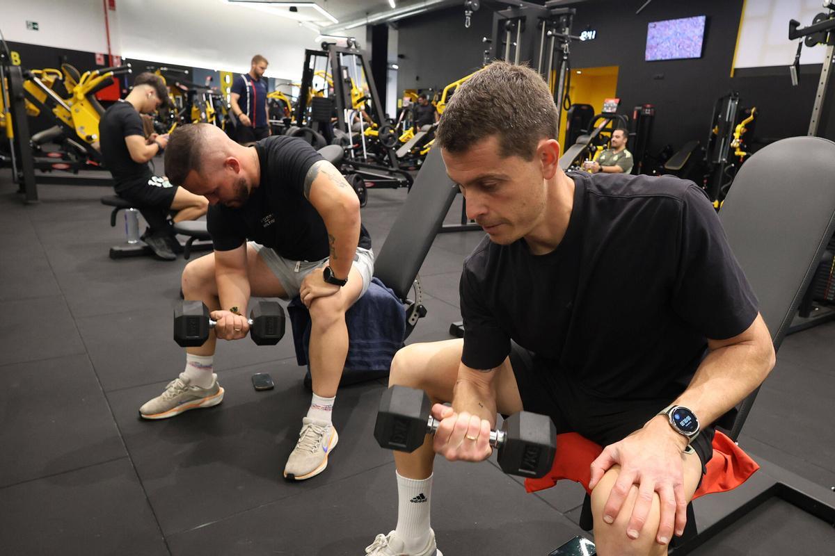 Poio. Gimnasio Enforma.