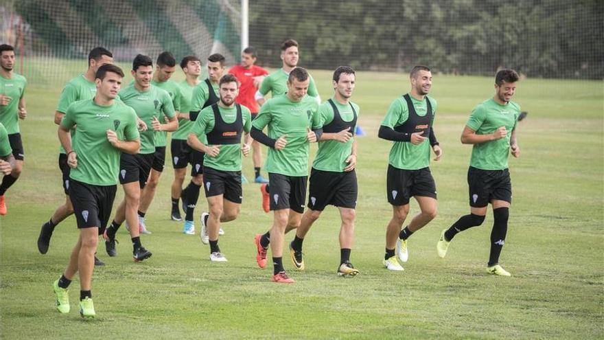 Carrión recupera efectivos para el vital choque ante el Valladolid