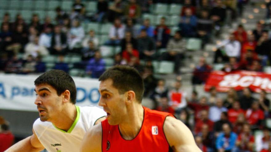 El Unicaja gana en Murcia