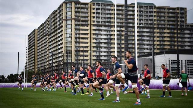 La selección de Irlanda, durante un entrenamiento en Japón