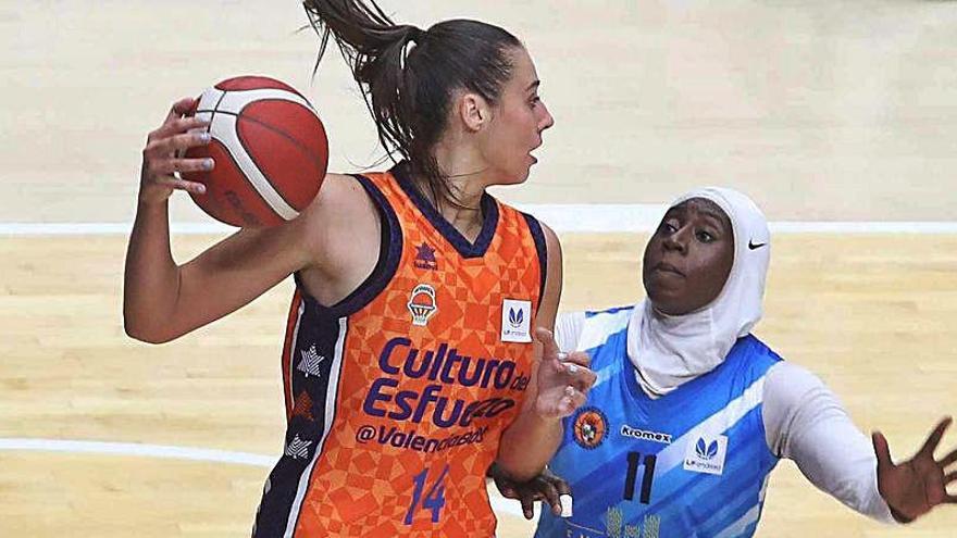 Raquel Carrera, en el partido ante el Embutidos Pajariel Bembibre