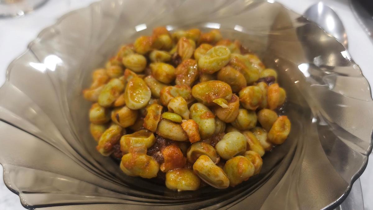 Las habas de Bar Sarrià 82.