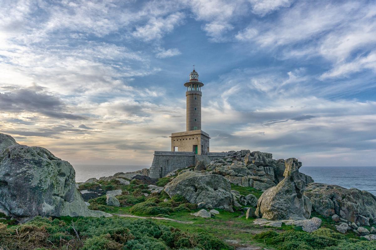Y Punta Nariga es el faro más moderno de Galicia.