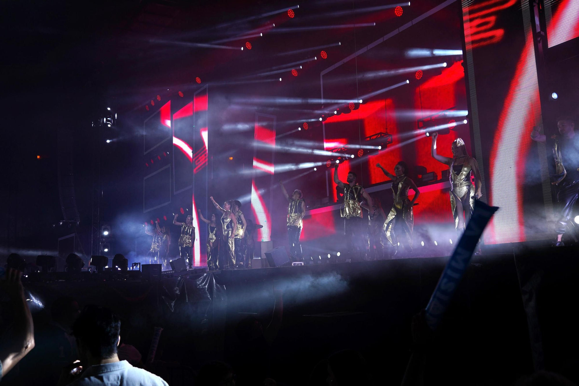 GALERÍA | La orquesta La Misión llena Zamora en las fiestas de San Pedro