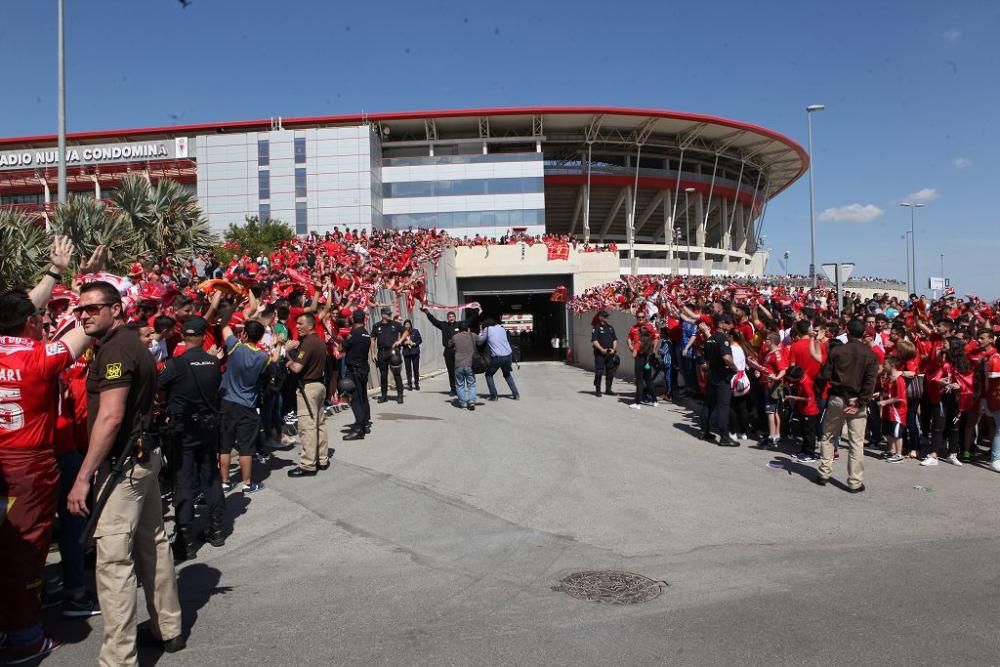 Ambiente en Nueva Condomina antes del partido