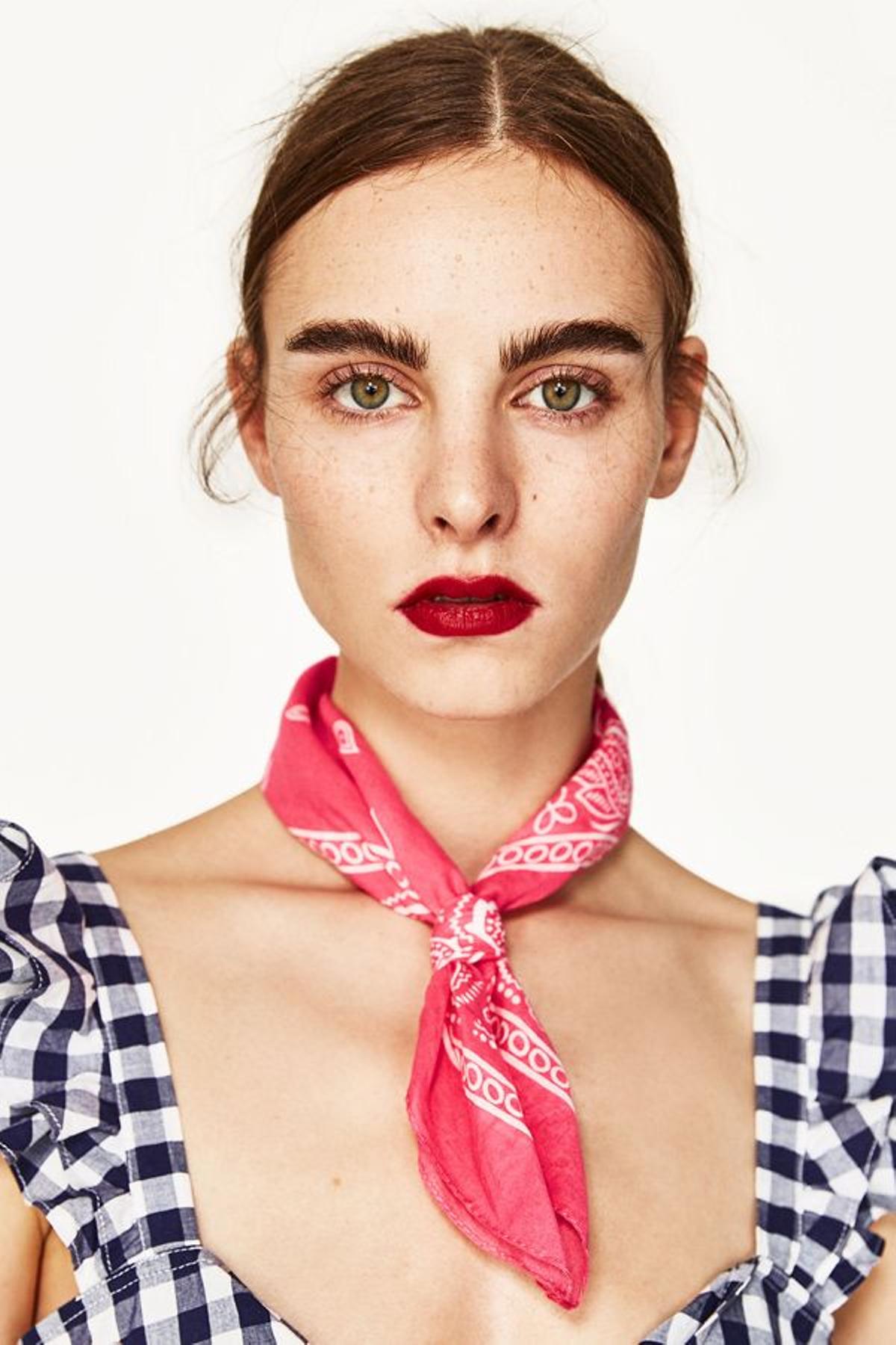 Bandana rosa de Zara