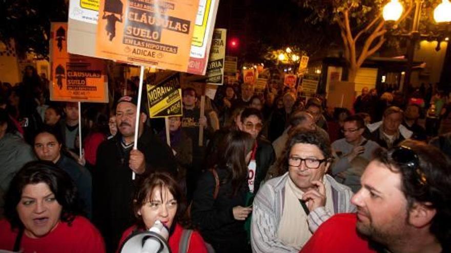 Una protesta contra las cláusulas suelo en la ciudad de Alicante.