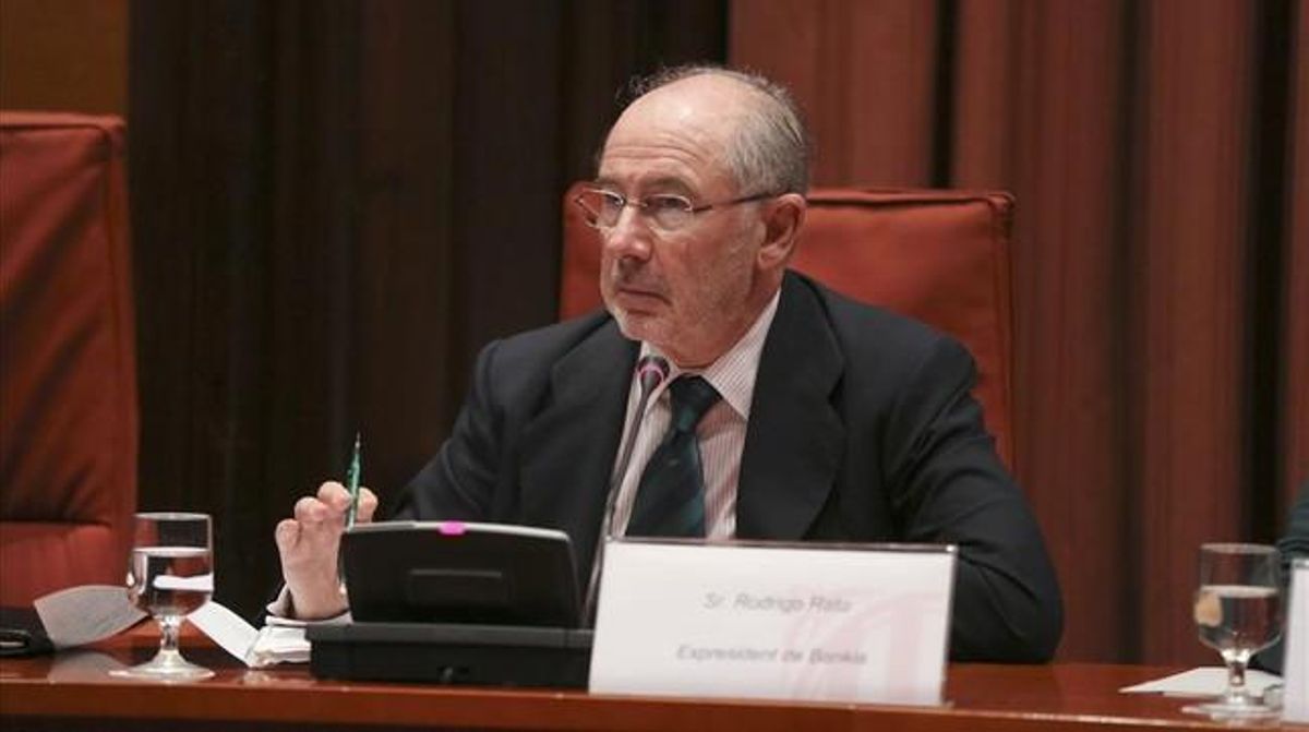 Rodrigo Rato, durant la seva compareixença a la comissió del Parlament sobre les caixes, el novembre del 2013. Rodrigo Rato, durant la seva compareixença a la comissió del Parlament sobre les caixes, el novembre del 2013.