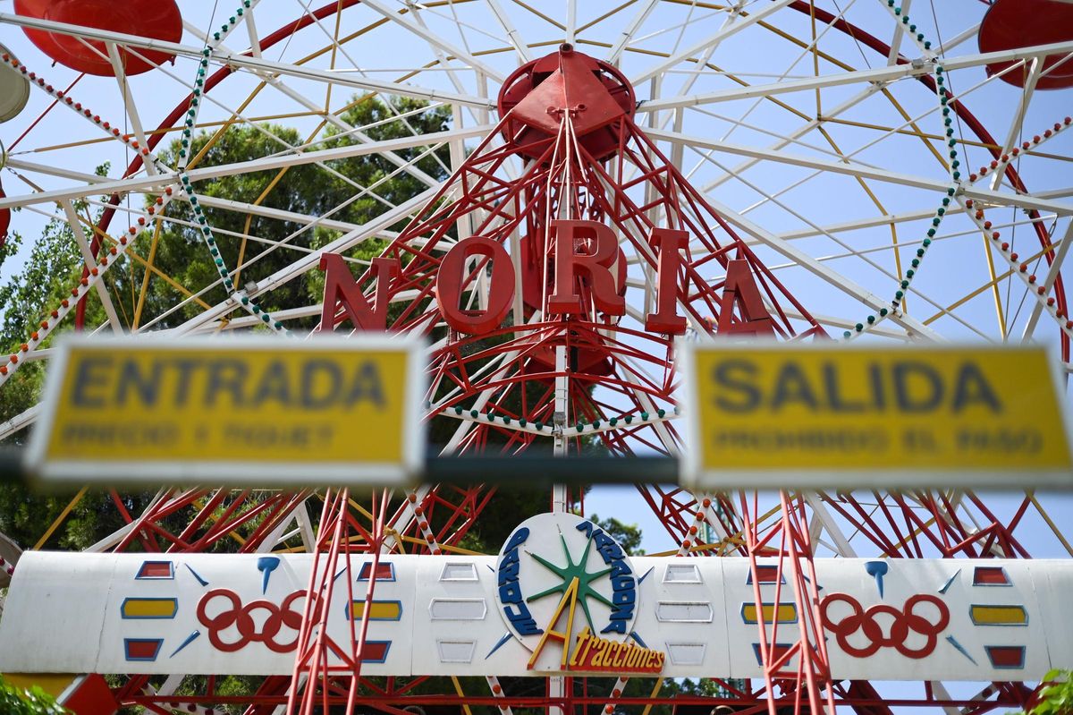 Noria del Parque de Atracciones de Zaragoza.