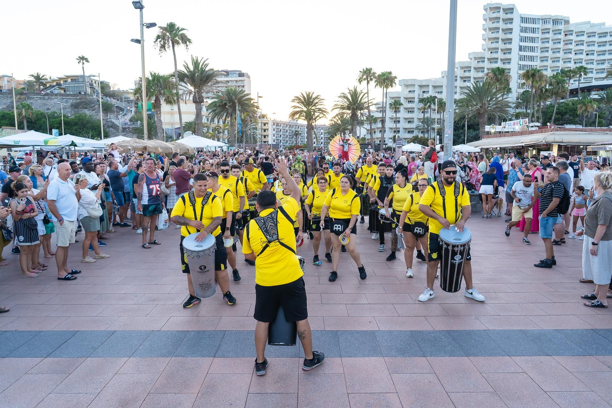 Celebración de las hogueras de San Juan en Playa del Inglés