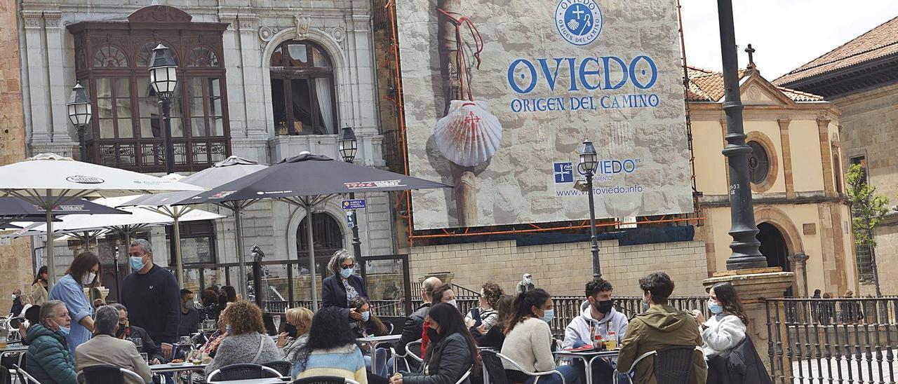 La ministra Reyes Maroto elige Oviedo para presentar un plan estatal de 117  millones para impulsar el turismo Xacobeo - La Nueva España