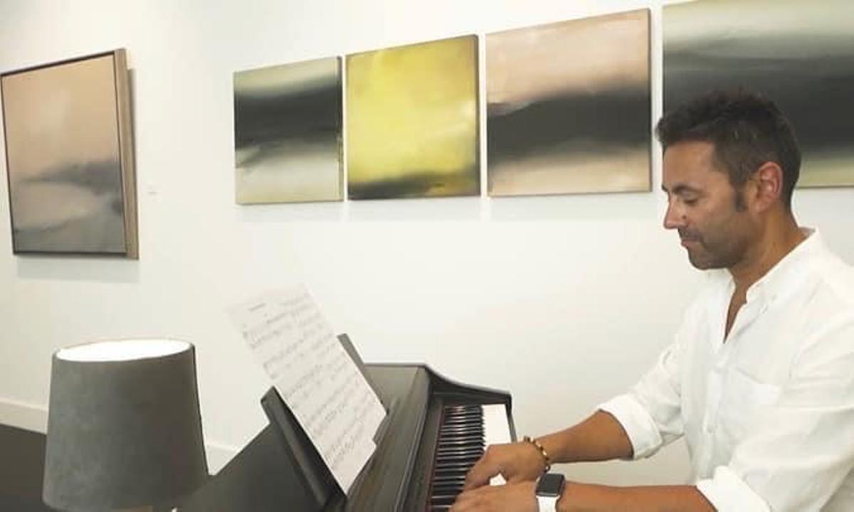 El pianista grovense Carlos Oubiña.