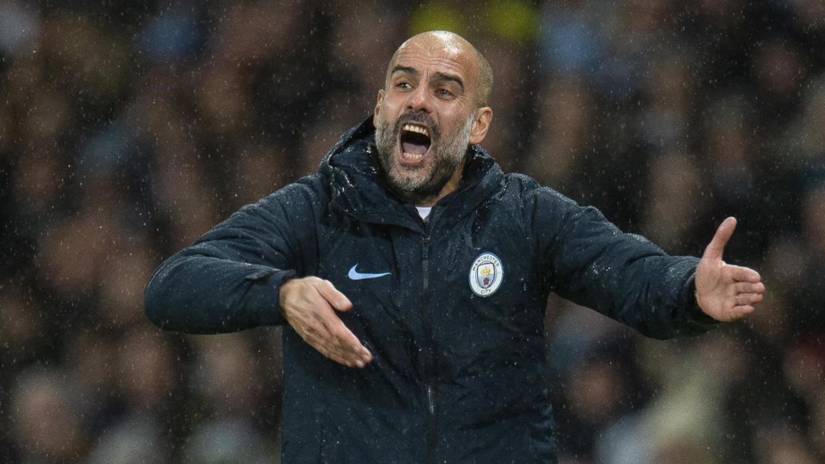 Guardiola se desespera en la banda en el City-Crystal Palace.