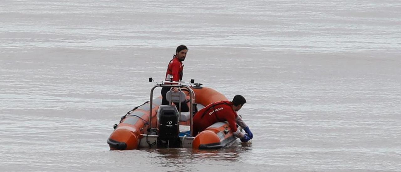 El equipo de socorristas se activa para las tres playas urbanas al iniciarse mayo