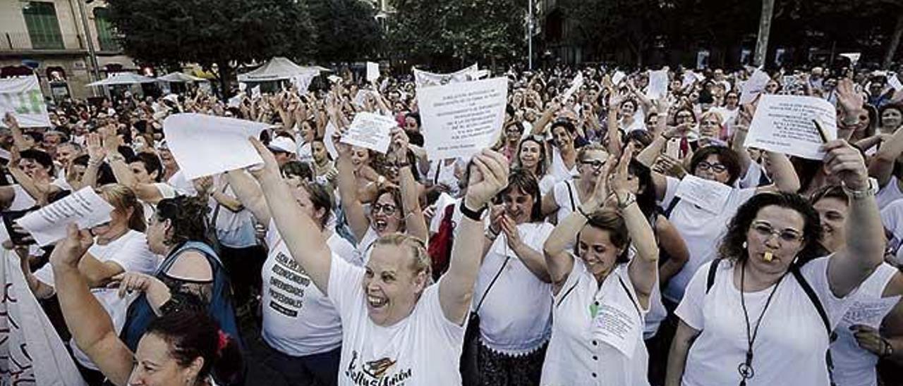 Imagen de una manifestaciÃ³n de camareras de piso de Balears.