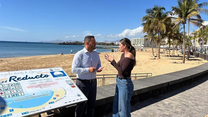 Arrecife adjudica el servicio de hamacas y sombrillas de la playa de El Reducto hasta 2029