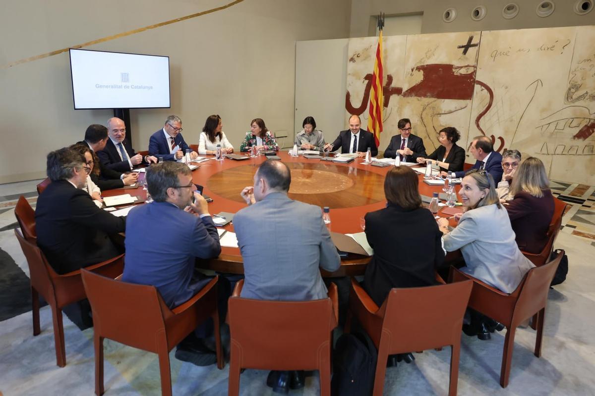 El Govern de la Generalitat presidido por Salvador Illa, reunido este martes