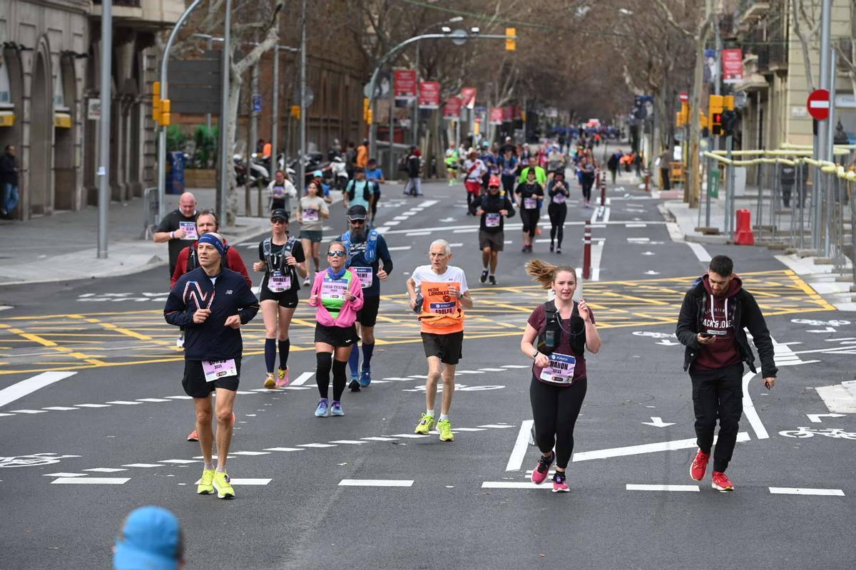 Has participado en la Marató de Barcelona 2024? ¡Búscate en las fotos¡