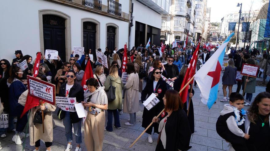 Más de 600 trabajadores de tiendas de Inditex protestan en A Coruña para exigir mejoras