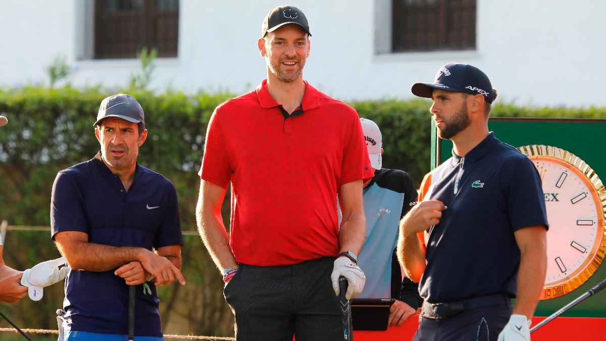 Pau Gasol disfruta de su nueva afición, el golf, en el torneo Estrella Damm NA Andalucía Masters