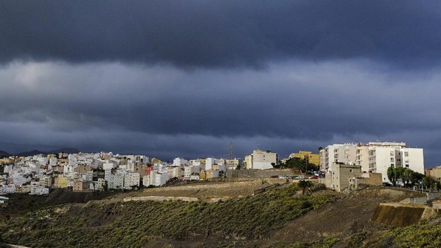 TIEMPO AEMET CANARIAS | El riesgo por desprendimientos en Gran Canaria sigue tras el paso de la borrasca Emilia TIEMPO AEMET CANARIAS | El riesgo por desprendimientos en Gran Canaria sigue tras el paso de la borrasca Emilia