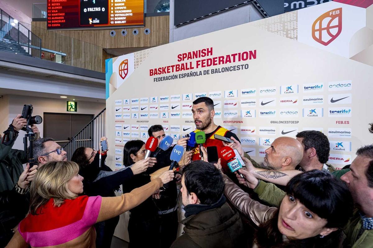 Pierre Oriola fue protagonista ante los medios después de su buena actuación en Riga, en su vuelta con la selección