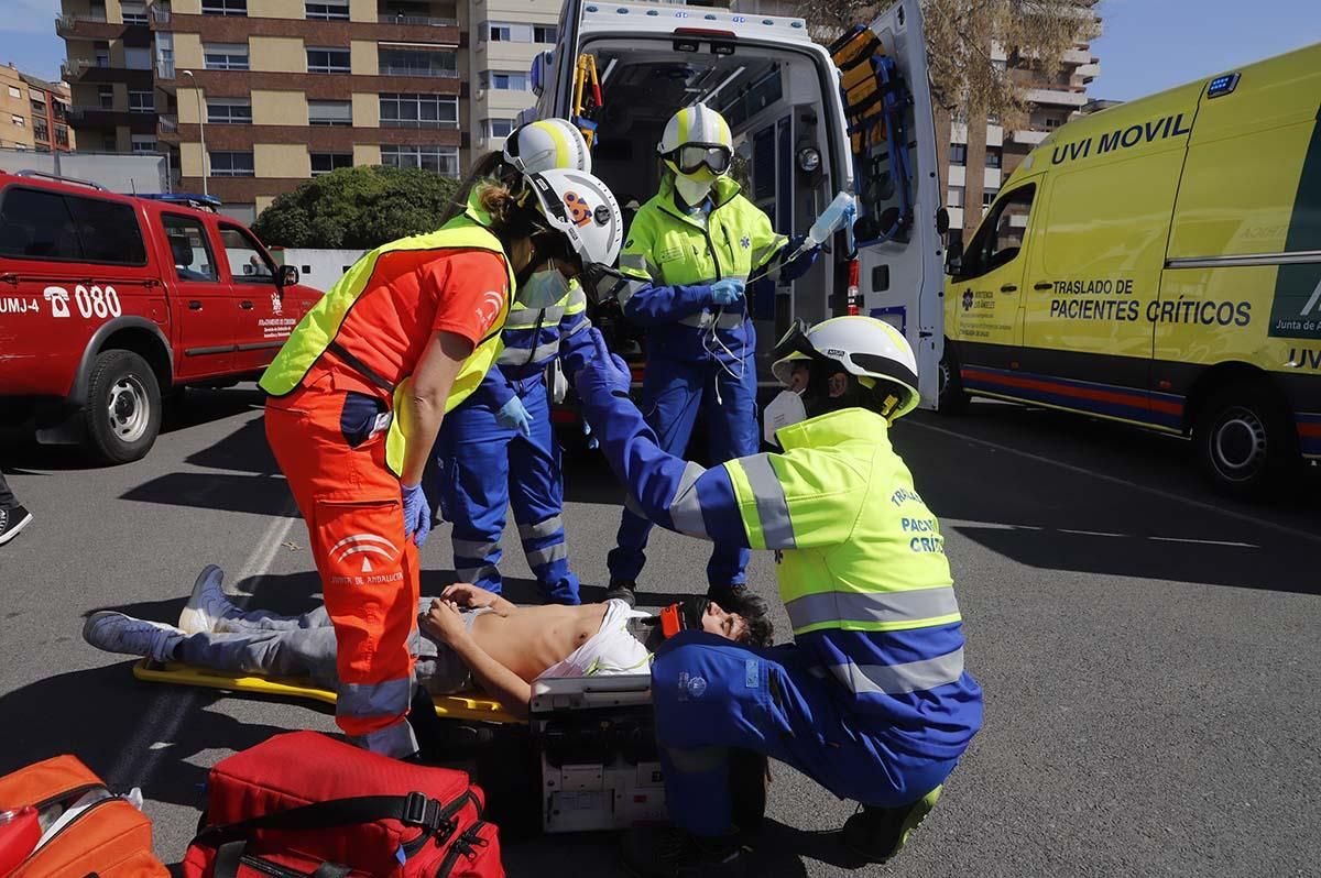 Simulacro de accidente de tráfico en la Diputación de Córdoba