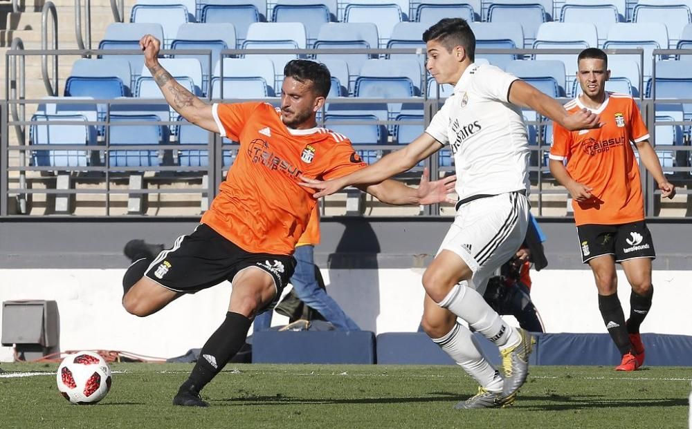 El Cartagena cae ante el Castilla en un malísimo partido