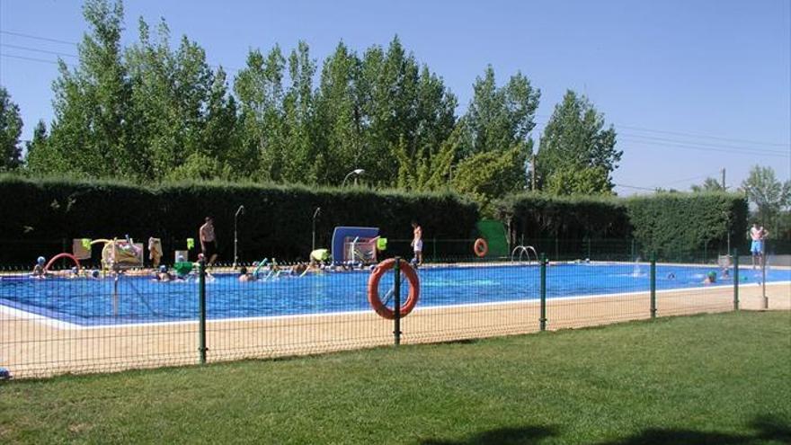 Las piscinas municipales abrirán del 10 de junio al 2 de septiembre