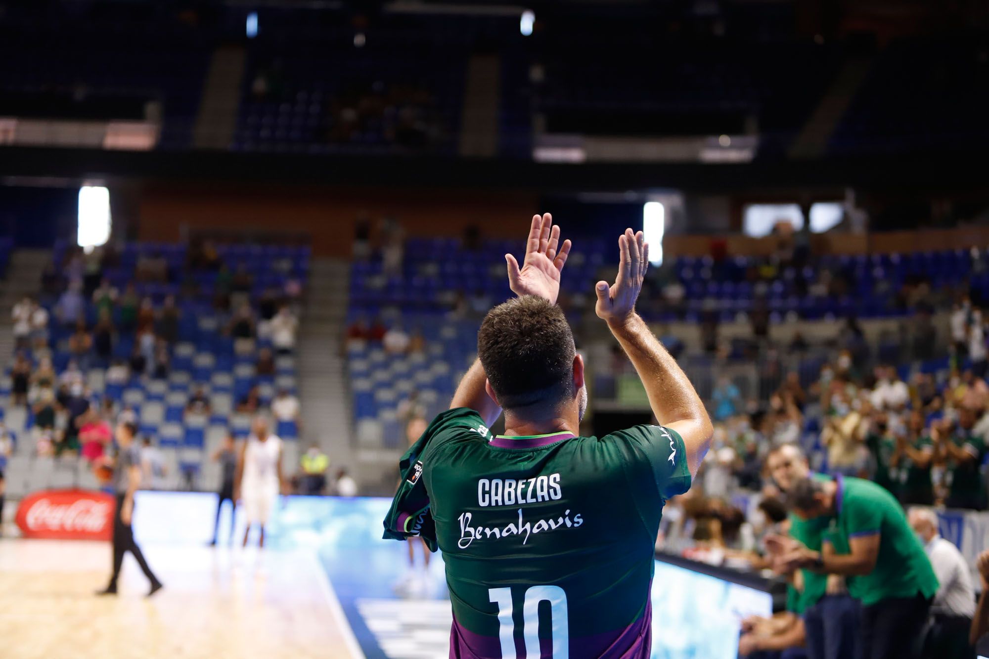 Carlos Cabezas juega su último partido con el Unicaja en el Carpena