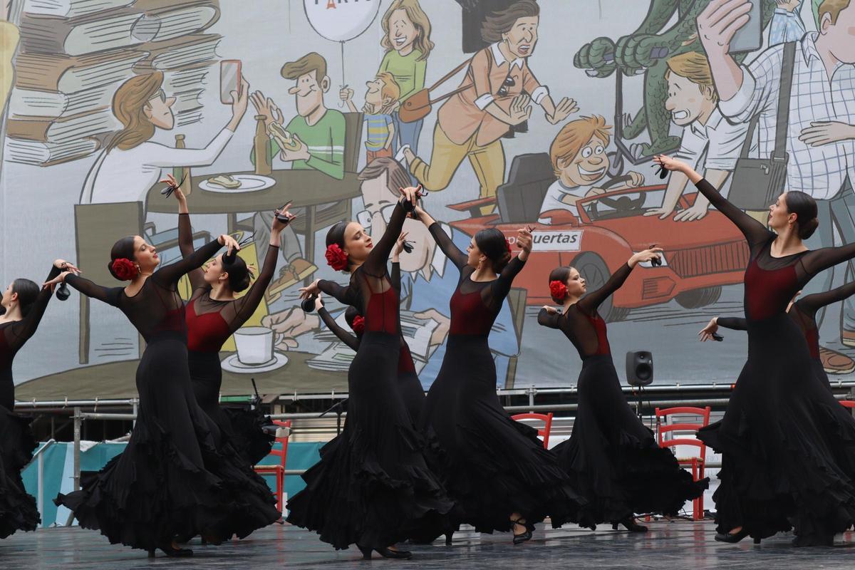 Día de la Danza Murcia Cartagena | Bailarines al abordaje por el Día de ...