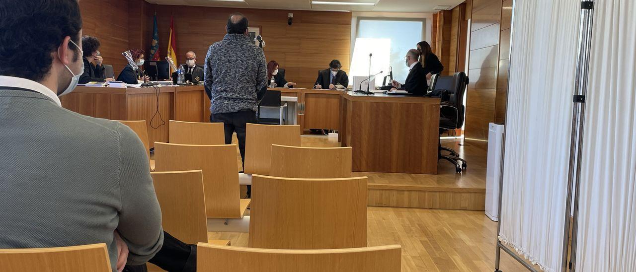Juicio contra el acusado de abusar de una niña en Castellón.