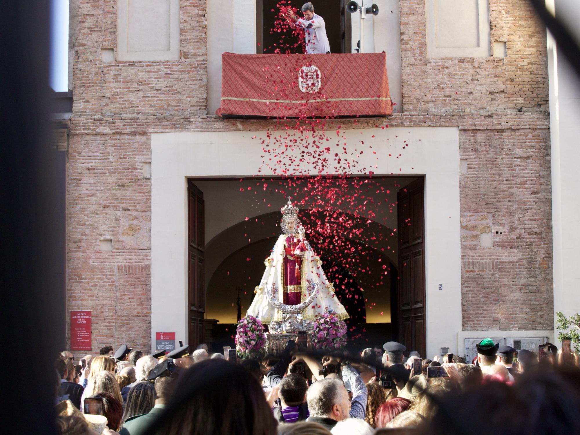 Las imágenes del regreso en romería de la Fuensanta a su santuario