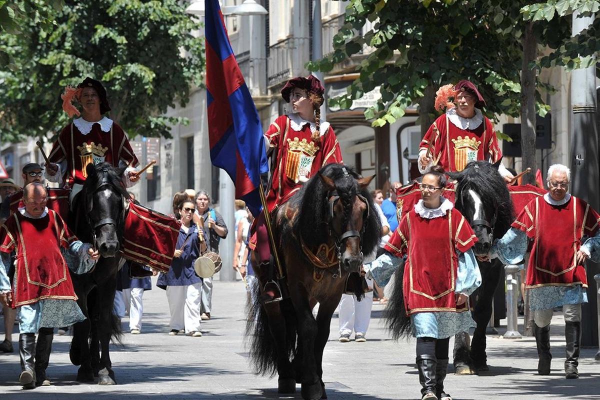 Figura del Herald de les Santes de Mataró.