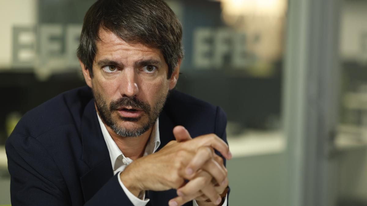 El ministro de Cultura, Ernest Urtasun, quien ha indicado hoy la intención de incluir la elaboración del Plan Integral de Infraestructuras Culturales en España (Pitec) en los próximos Presupuestos.