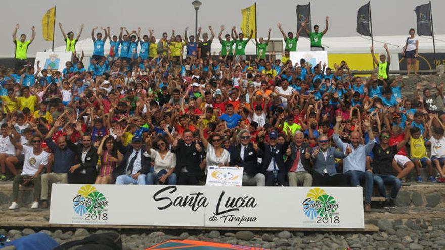 Imagen de participantes durante el mundial de Windsurf de Pozo Izquierdo.